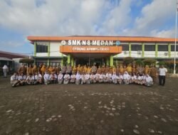 *KAPOLSEK SUNGGAL MELAKSANAKAN POLICE GO TO SCHOOL DI SMK NEGERI 8 MEDAN*