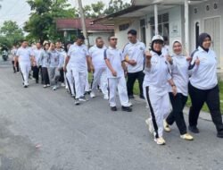 Lapas kelas II A Pekanbaru Melaksanakan Giat Jalan Santai untuk Meningkatkan Keakraban Antar Petugas Lapas