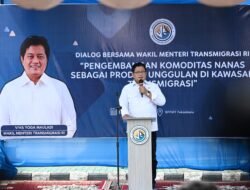 *Gelar Festival Nanas, Wamen Viva Yoga Dorong Nanas Jadi Komoditas Unggulan Dari Kawasan Transmigrasi*