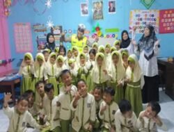 ‎Polisi Sahabat Anak, Satlantas Polres Purbalingga Edukasi Murid BA Aisyiyah