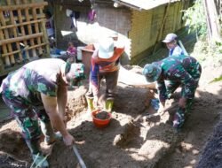 Peduli Kesehatan Warga, Satgas TMMD Ke 127 Kodim 0808/Blitar Kerjakan Pondasi MCK Mbah Sinem