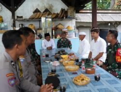 Satgas TMMD Ke 127 Kodim 0808/Blitar Laksanakan Komsos Dengan Tokoh Agama Hindu Di Desa Krisik