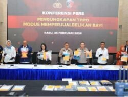 ‎Polri Bongkar Jaringan Nasional Perdagangan Bayi, 12 Tersangka Ditangkap 7 Bayi Diselamatkan