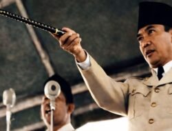 Tongkat Bung Karno yang “Tak Terangkat”: Kisah Legendaris di Balik Kharisma Sang Proklamator.