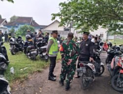 Pengamanan Pemberangkatan Warga PSHW Sutojayan Berjalan Aman Menuju Halal Bihalal Di Pemkab Blitar