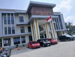 Kasi Intel Kejari Salatiga Diduga Blokir WhatsApp Wartawan, Kinerja Disorot-Kejagung RI Diminta Turun Tangan