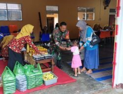 Babinsa Kotes Bersama Bidan Desa Laksanakan Posyandu, Wujudkan Kesehatan Masyarakat