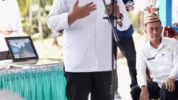 Penyerahan SHM Pada 109 Transmigran, Wamen Viva Yoga: Lahannya Jangan Dijual.