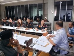 Audensi DPC Grib jaya Soroti Pemkot Surabaya Terkait Pelibatan Ormas Dalam Program Kerja