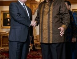 SBY dan Robert Gates Bertemu di Jakarta: Awal Pemulihan Kerja Sama Militer AS–Indonesia