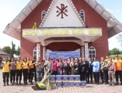 Sambut Hari Bhayangkara ke-80, Kapolres Simalungun Bersihkan Gereja dan Masjid: Polri Hadir untuk Semua Tanpa Beda Agama