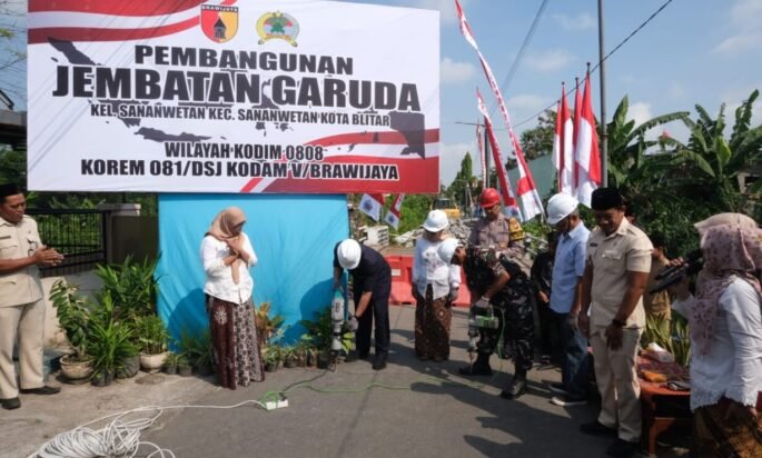 Kenduri Dan Tanda Mulai Pembangunan Jembatan Garuda Di Kelurahan Sananwetan Kota Blitar