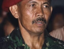 Letjen TNI Tarub: Komandan Kopassus yang Menjadi Kepala Staf Umum ABRI