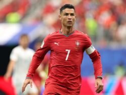 Ronaldo Tetap Jadi Andalan Portugal, Roberto Martinez Tolak Bandingkan dengan Messi dan Haaland