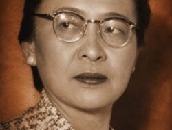 Ratu Aminah Hidayat: Pelopor Persit Kartika Chandra Kirana dan Tokoh Perempuan Pejuang Bangsa