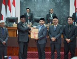 Pemkab Nagan Raya Sampaikan Raqan Pertanggungjawaban Pelaksanaan APBK 2025