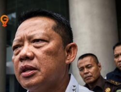 Jejak Bisnis Bayangan Febrie, diduga Libatkan Keluarga dan Teman kamus.