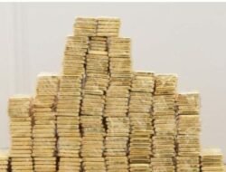 Rumah Eks Wamen Digerebek, 375 Kg Emas Batangan Ditemukan
