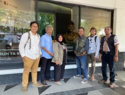Komunitas Seni Usulkan Nama Gombloh Dijadikan Nama Gedung, Jalan, dan Hari Peringatan di Surabaya