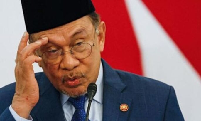Anwar Ibrahim Buka-Bukaan Korban Gibran, Rp 881 Miliar Melayang.