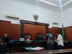 Dukungan Alumni Warnai Sidang Sengketa Guru vs Yayasan Insan Cerdas Indonesia di PN Surabaya