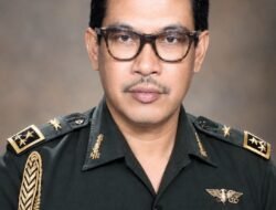 Ali Moertopo: Jenderal Bayangan di Balik Layar Orde Baru