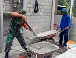 Wujud Kepedulian TNI, Babinsa Koramil 0808/04 Sanankulon Dampingi Pembangunan RTLH Di Desa Jeding