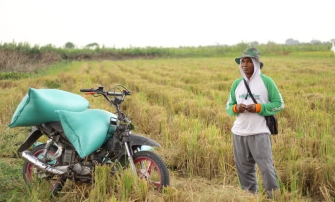 FKP Unesa Ajak Masyarakat Manfaatkan Lahan Rawa untuk Program Ketahanan Pangan