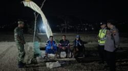 Ciptakan Rasa Aman , Babinsa Tirtomoyo Malam Hari Pantau Wilayah