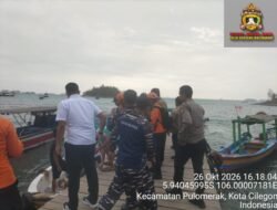 Polri Bergerak Cepat, Polsek Pulomerak Bantu Evakuasi Korban Laka Laut di Perairan Pulau Tempurung