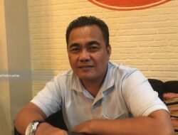 MAJELIS NGOPI MANEH SUROBOYO TAWARKAN SOLUSI HUMANIS UNTUK PKL EMBONG BLIMBING